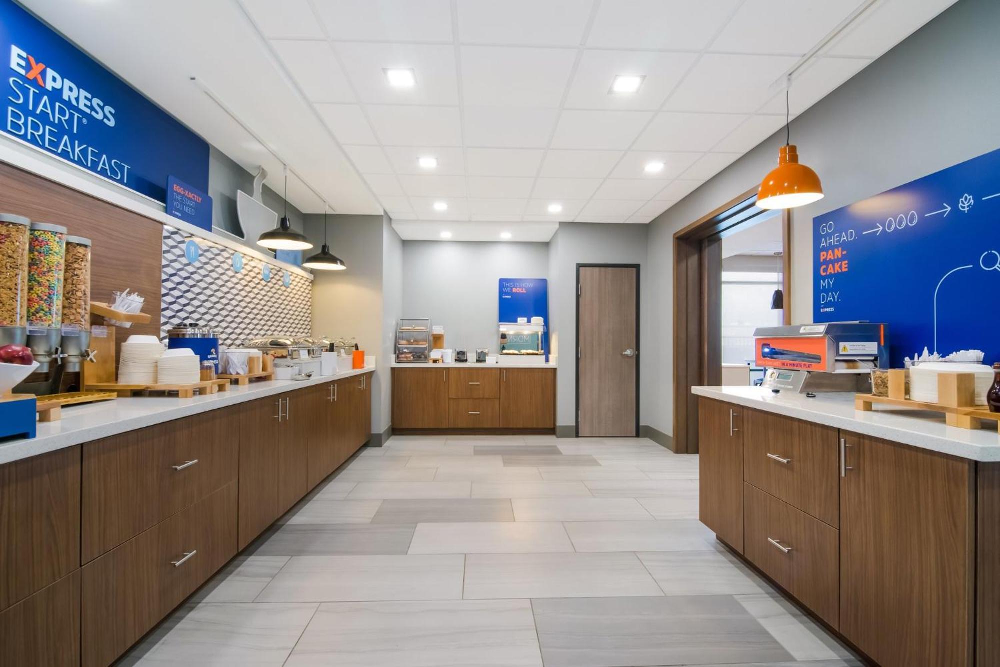 Holiday Inn Express & Suites - Springdale - Fayetteville Area Extérieur photo